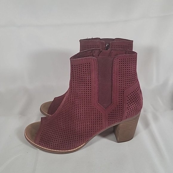 TOMS Suede Peep Toe Perforated Zip Ankle Booties Maroon Women Size 7.5 - Picture 5 of 11